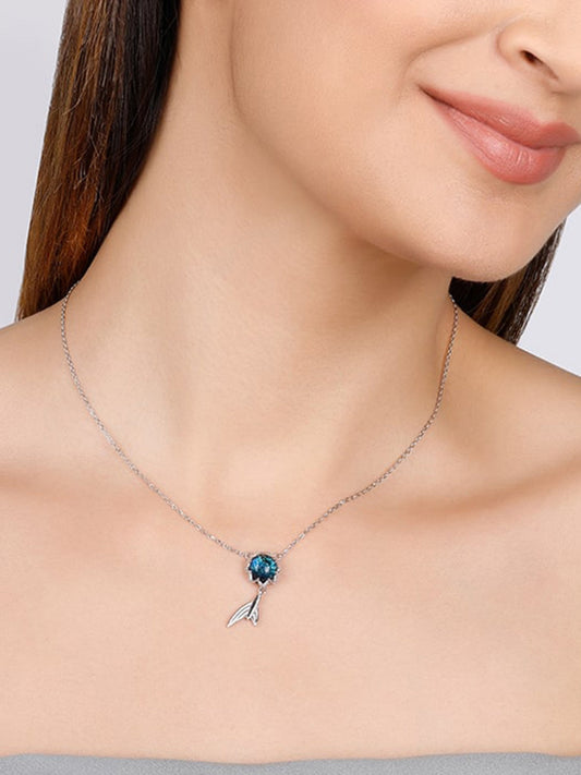 Silver Fin in Ocean Necklace