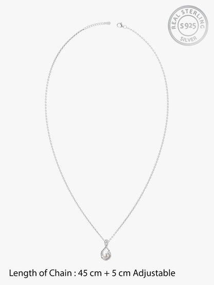 Kriti Sanon Silver Loop Pearl Pendant With Link Chain