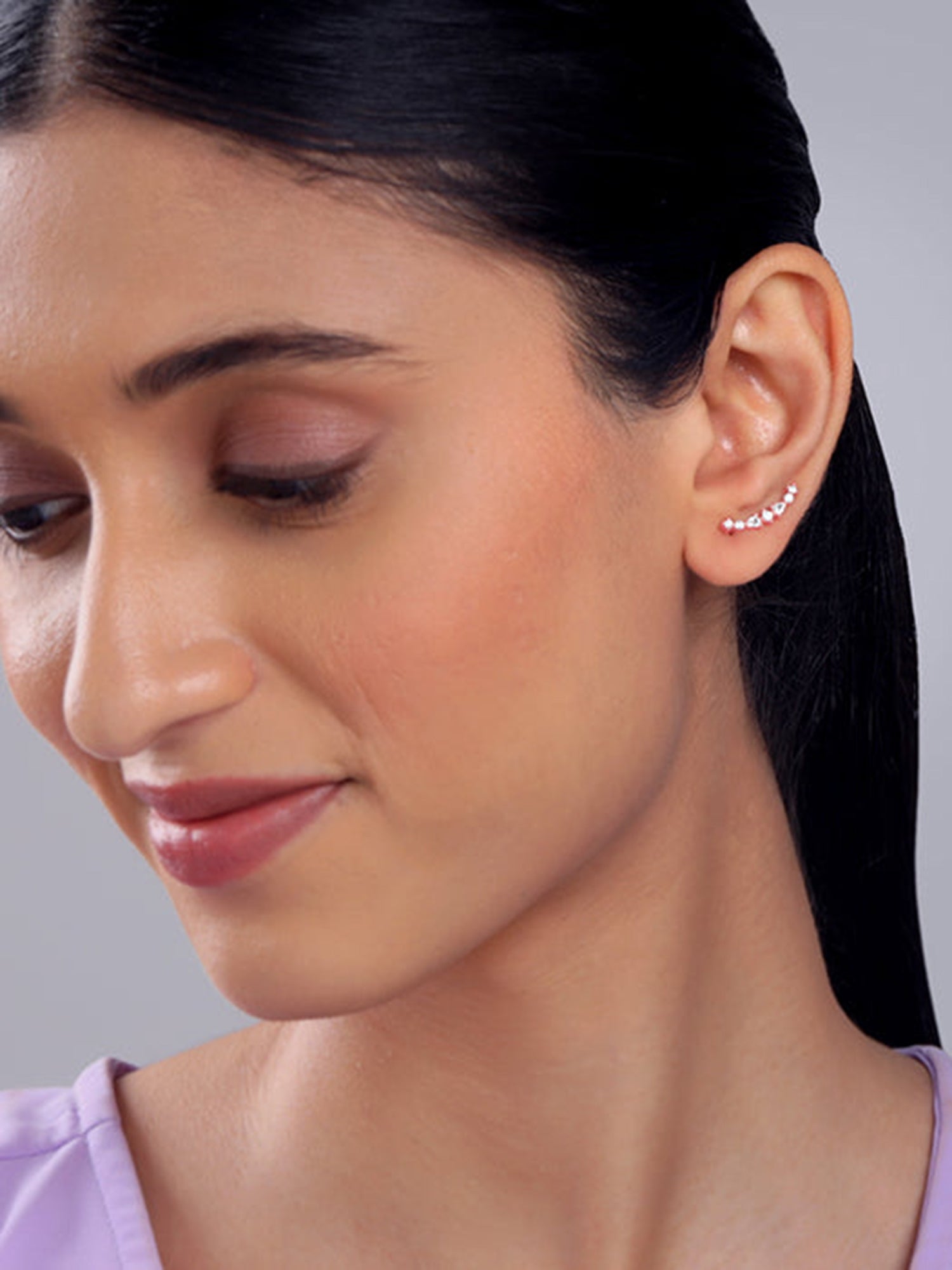 Rose Gold Ivy Whisper Ear Piercing