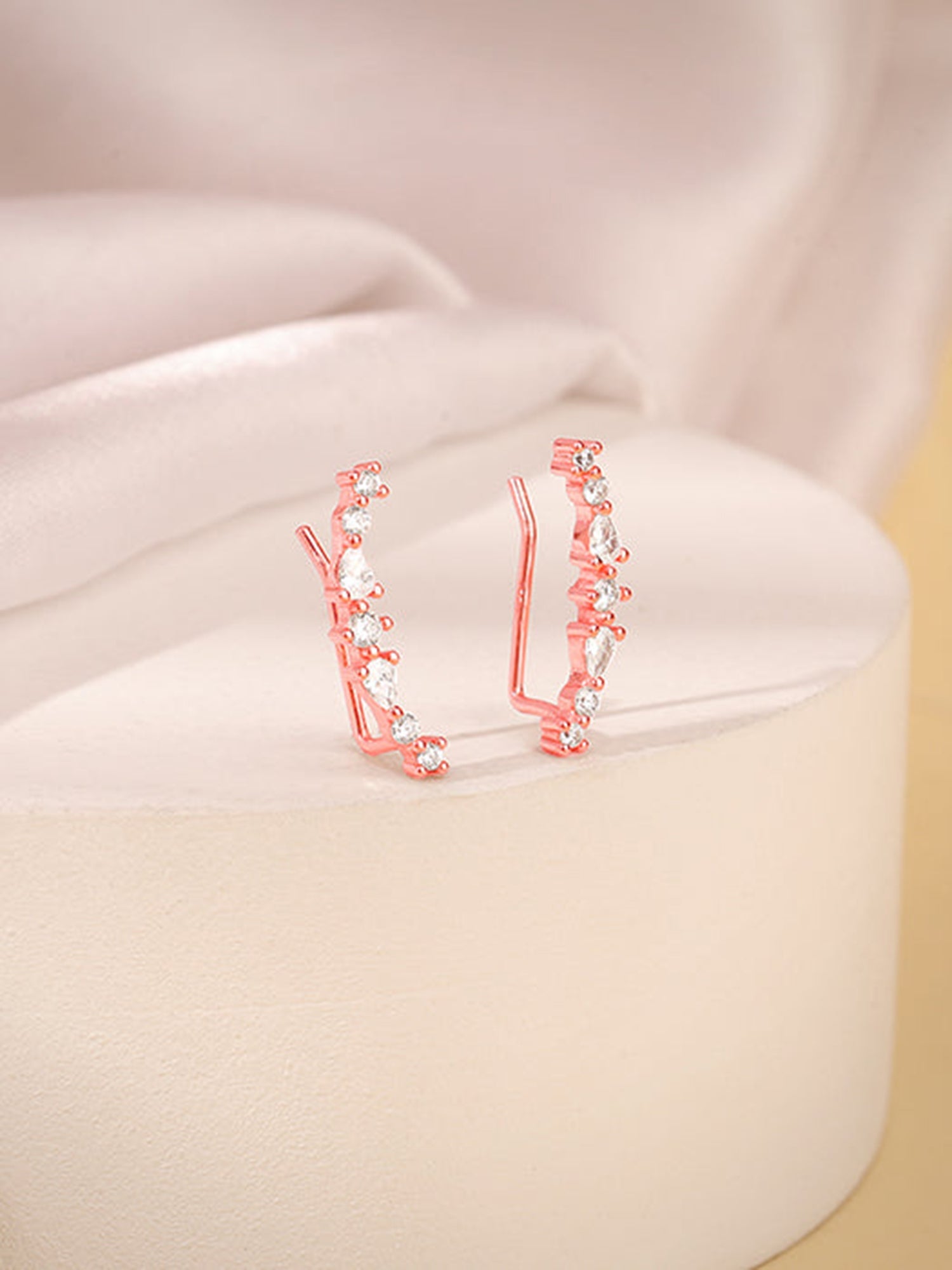 Rose Gold Ivy Whisper Ear Piercing
