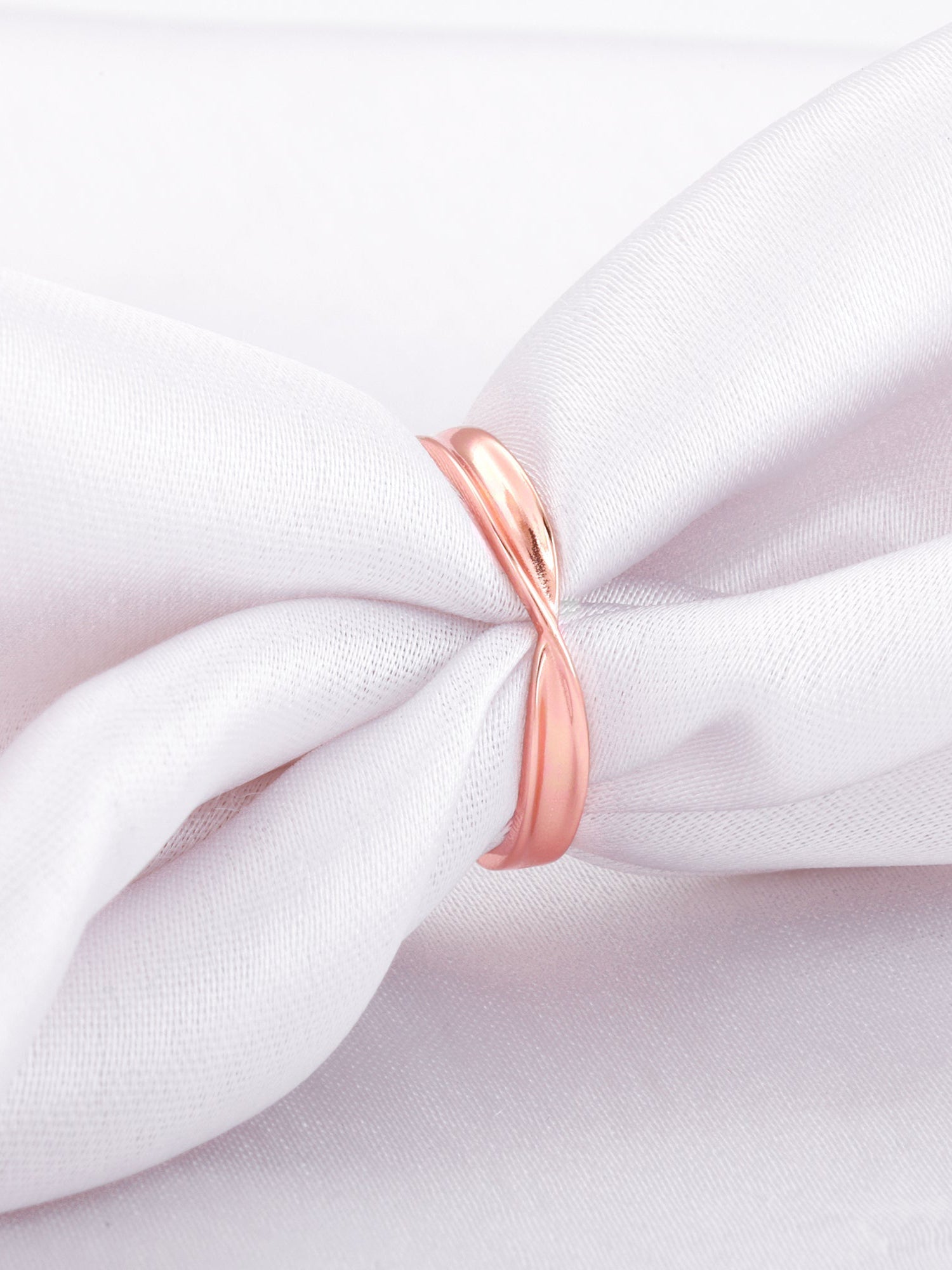 Anushka Sharma Rose Gold Minimal Grace Ring