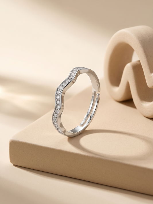 Silver Curvy Wave Ring (Size 12)