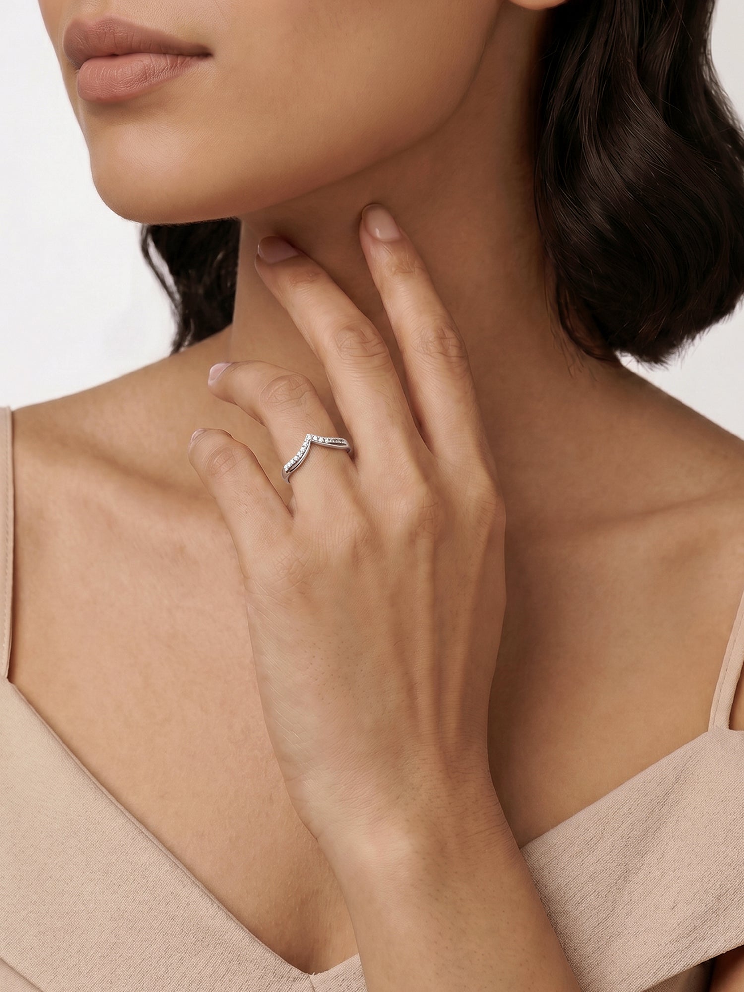 Silver Insignia Vanki Ring
