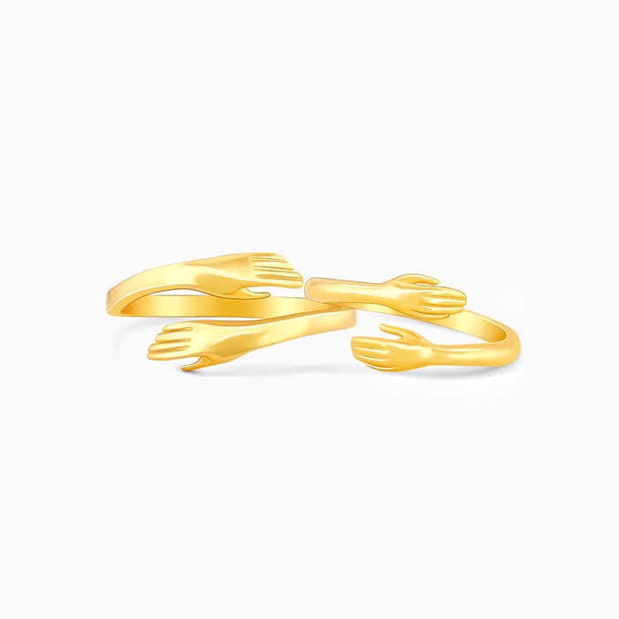 Buy Golden Hug Me Beautiful Couple Rings at Best Price – GIVA