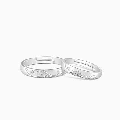 Silver Sea Meets Hills Couple Bands
