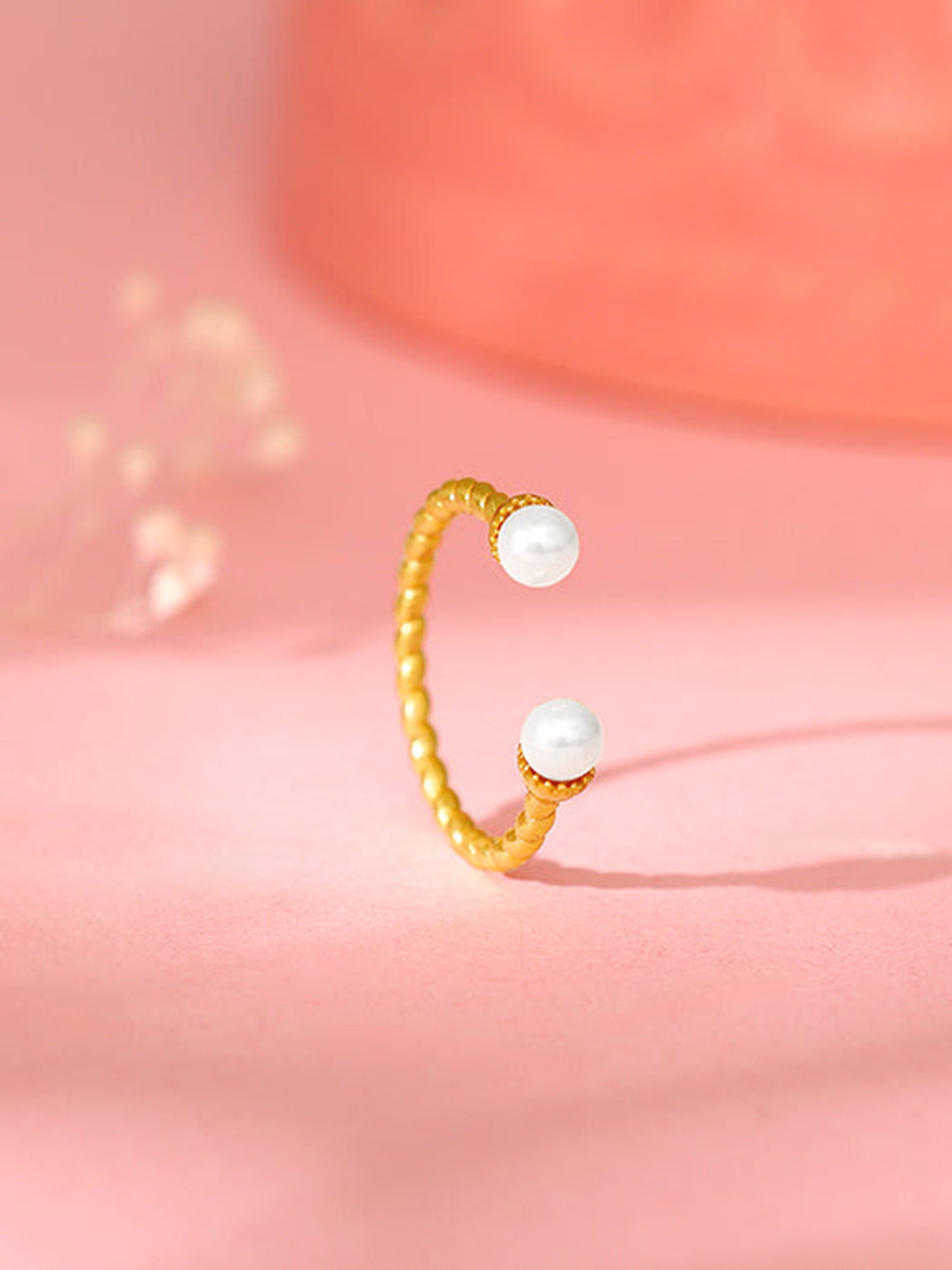 Golden True to Pearl Ring