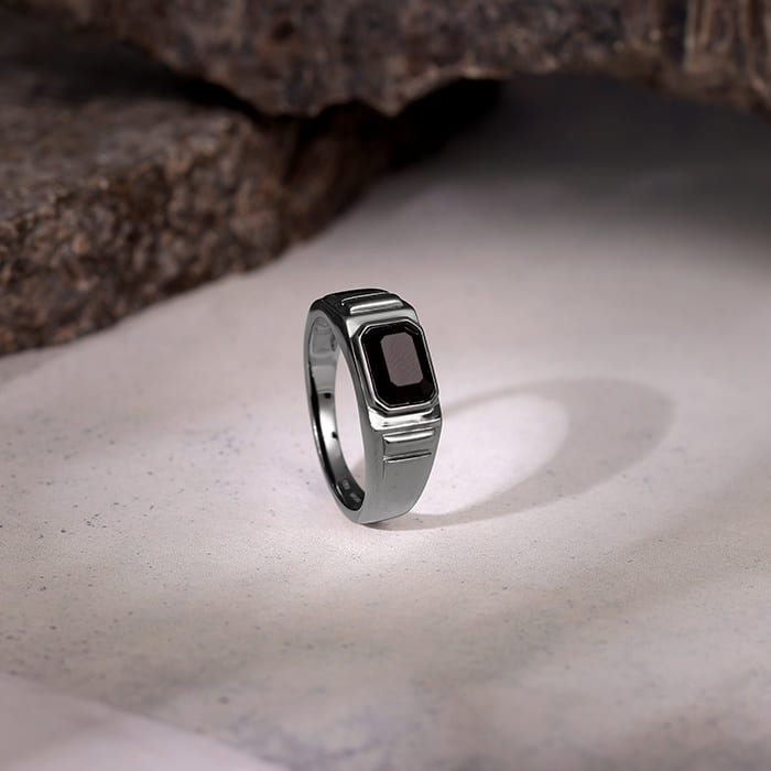 Black Rhodium Observant Ring For Him - Image 1