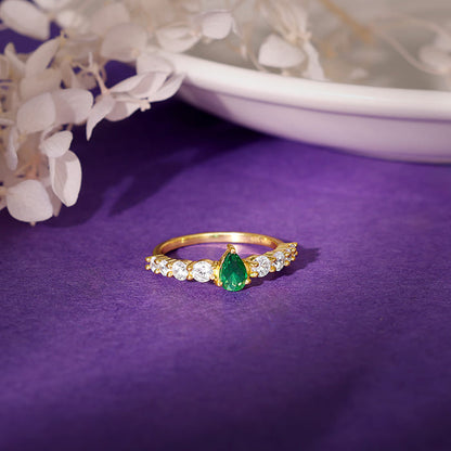 Golden Grandeur Ring