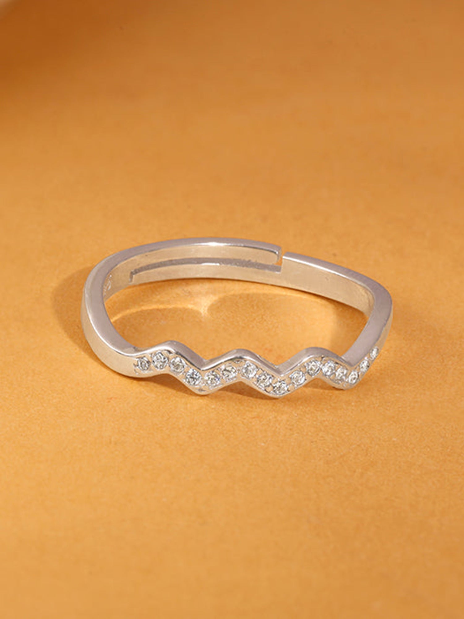 Silver Zigzag Ring
