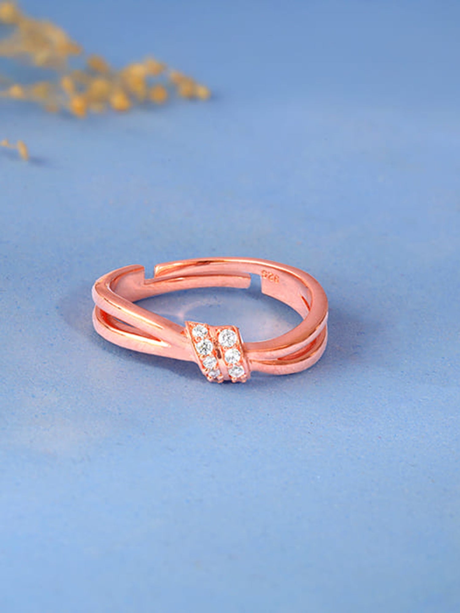 Kriti Sanon Rose Gold Promise Knot Ring