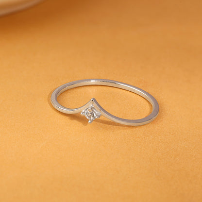 Silver Sparkling V Ring