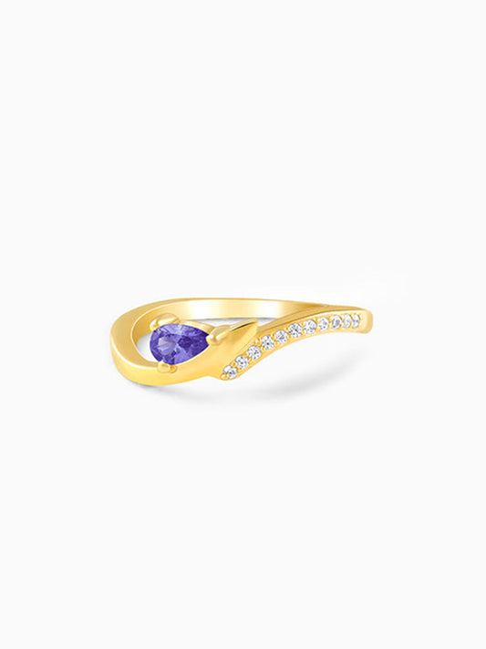 Golden Noorii Ring