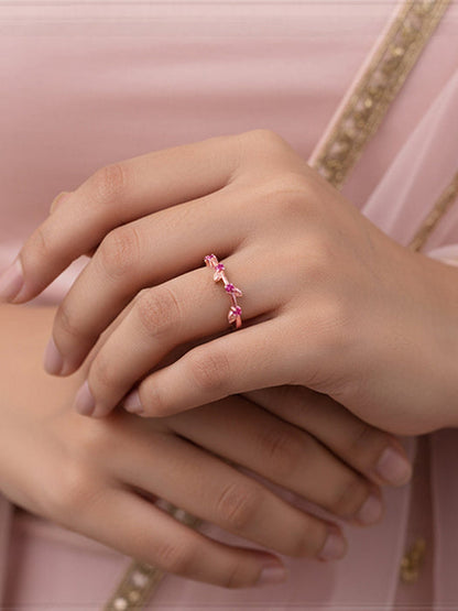 Rose Gold Stunning Leaf Ring