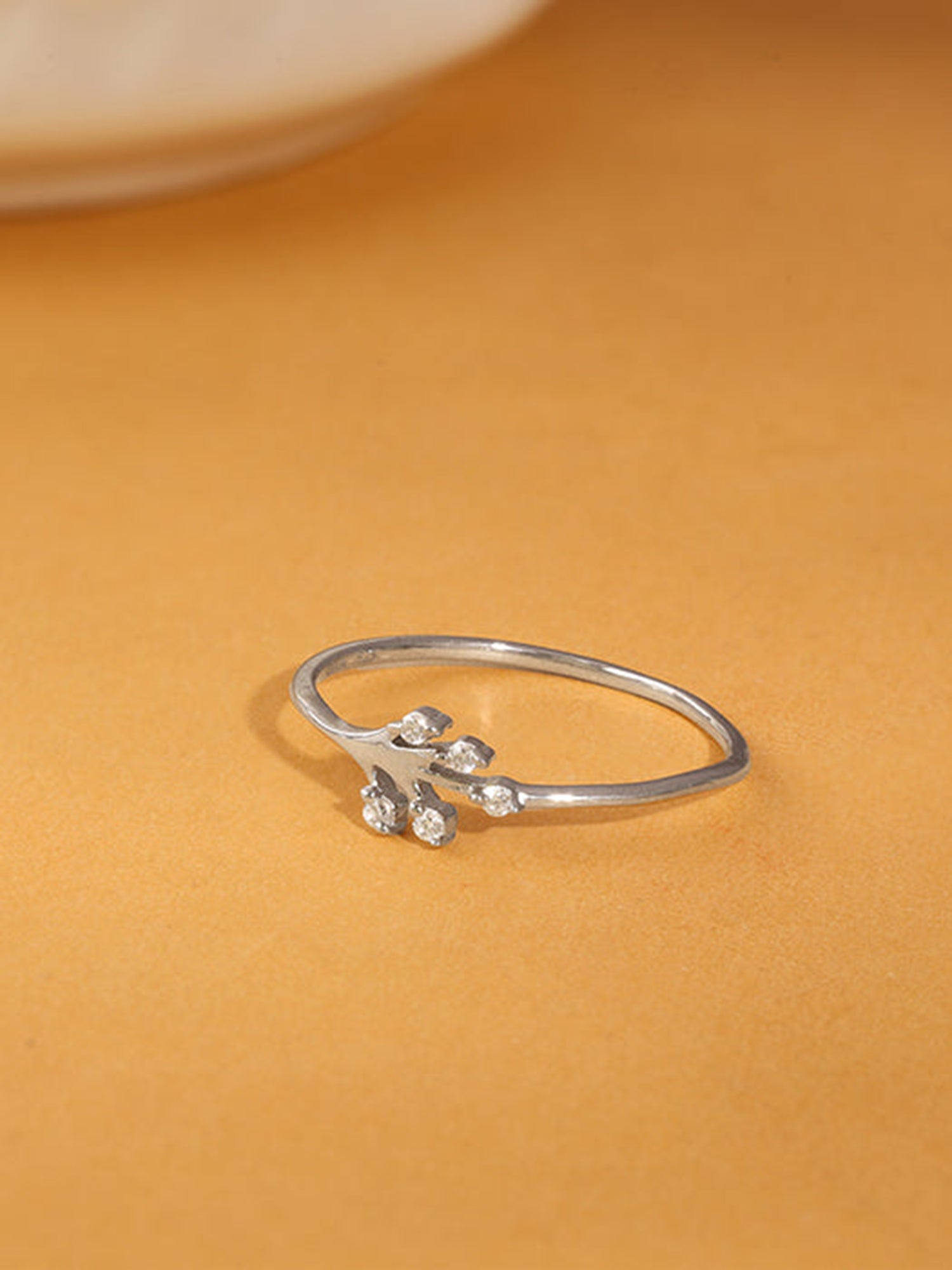 Silver Leaflet Ring