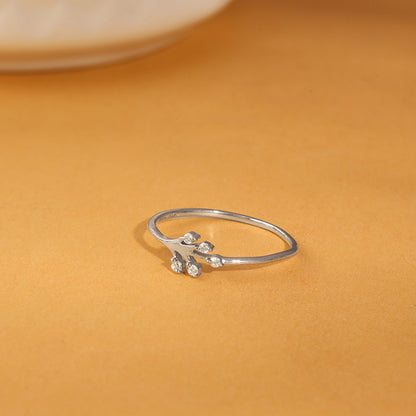 Silver Leaflet Ring