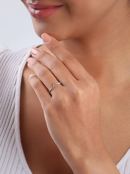 Silver Sleek Chevron Ring
