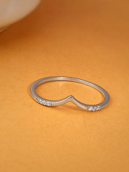 Silver Sleek Chevron Ring