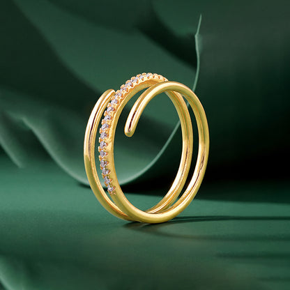 Golden Radiant Divide Ring (Size 12)