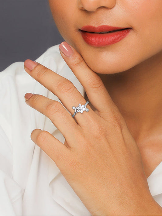Silver Snowflake Ring