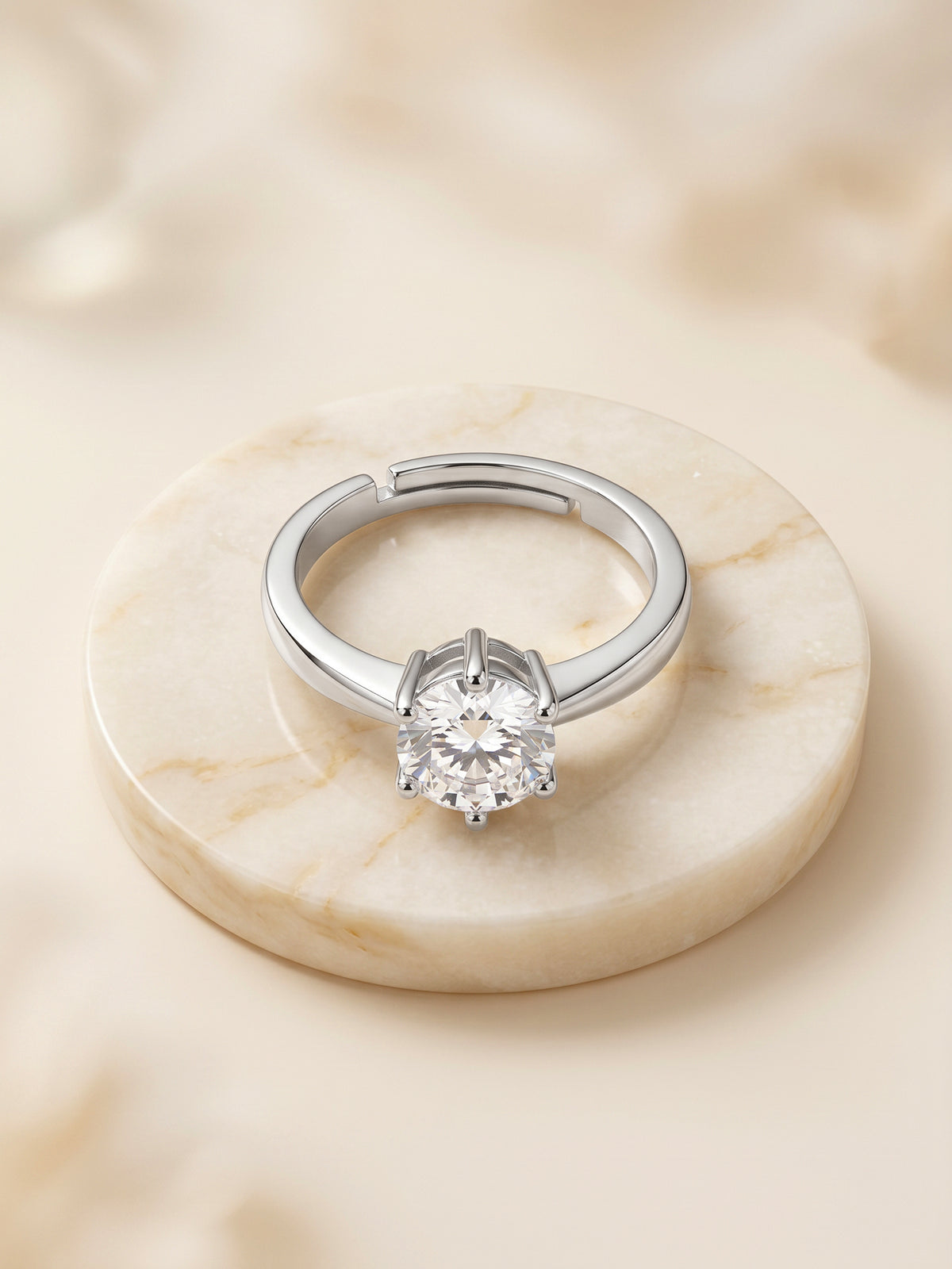 Kriti Sanon Silver Zircon Vintage Ring