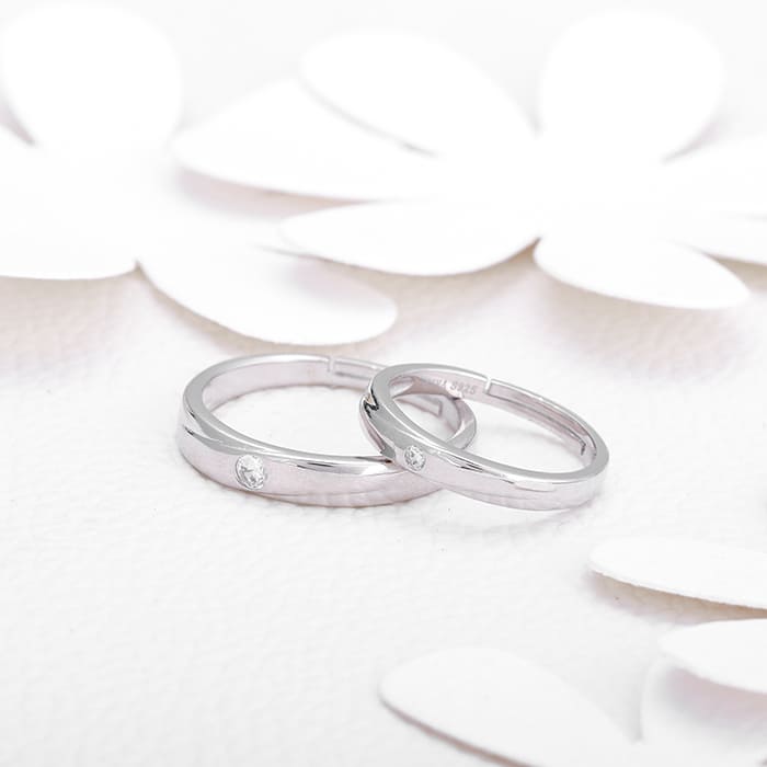 Buy New Couple Rings in Gold - Elegant Designs at Best Price – GIVA ...