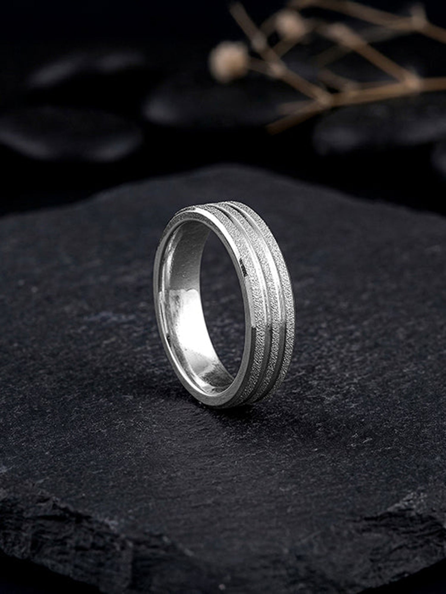 Silver Imperial Crest Band For Him (Size 20)
