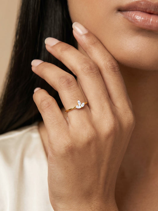 Golden Trinity Gleam Ring