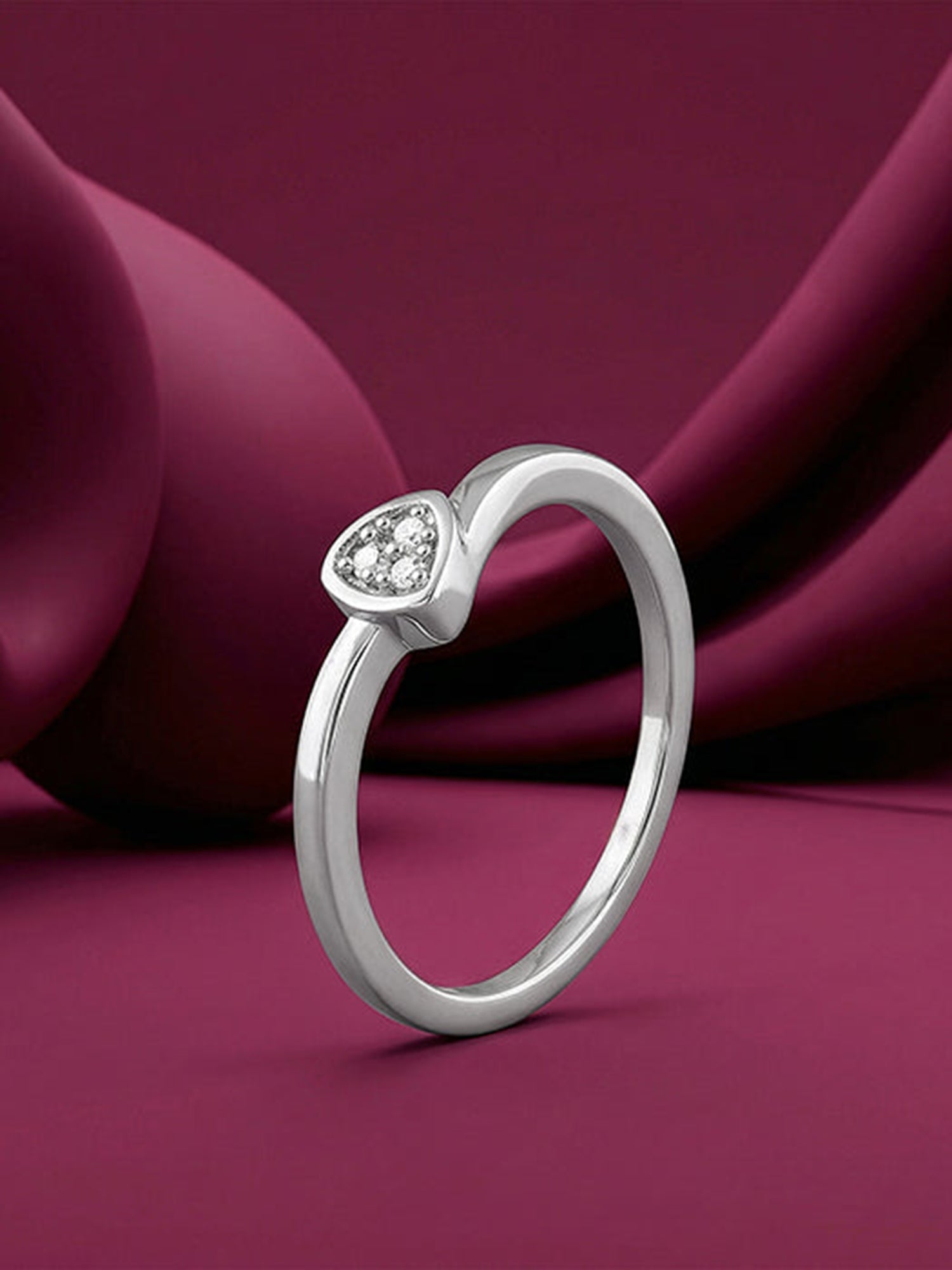 Silver Luma Drop Ring (Size 12)