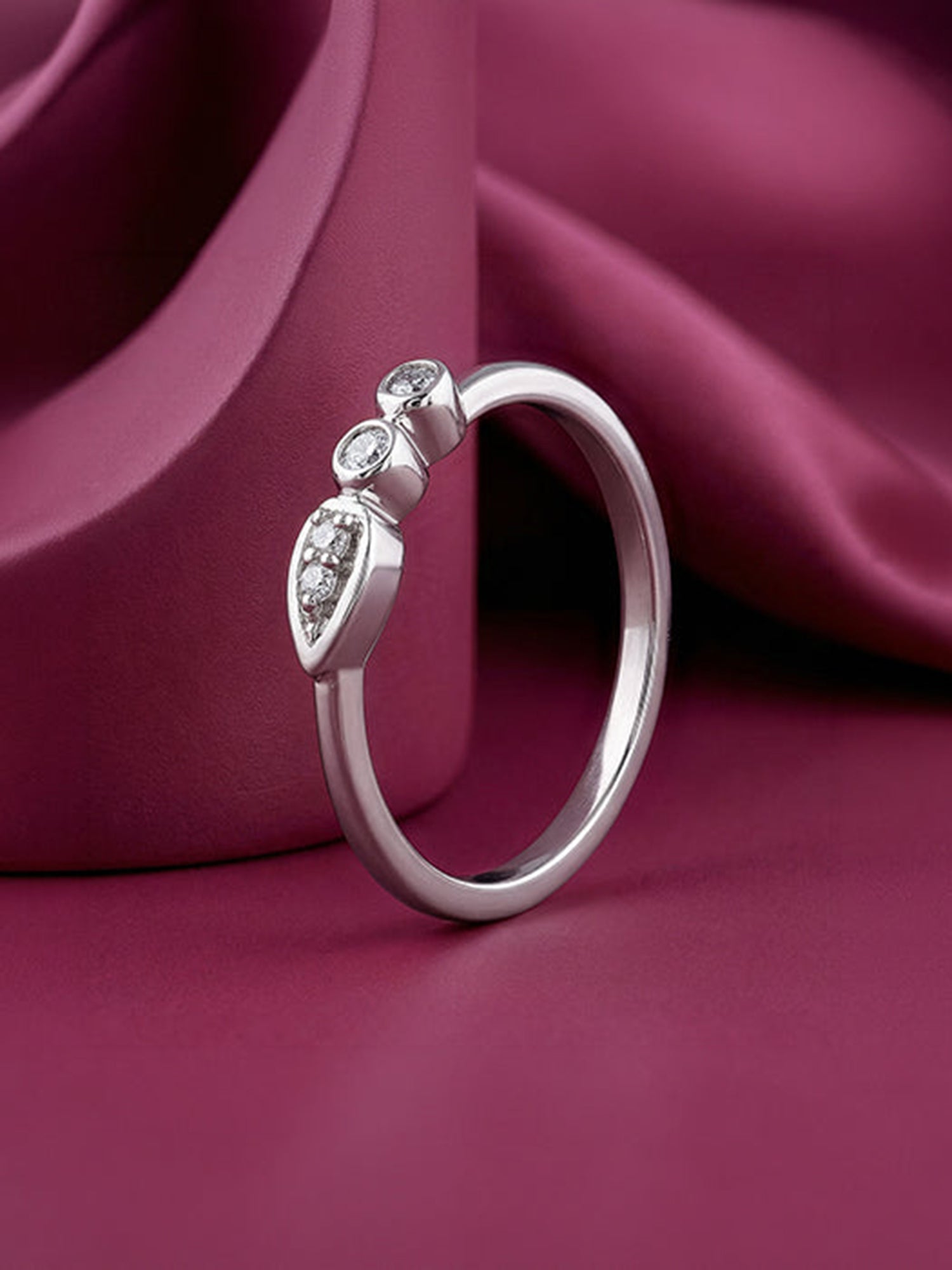 Silver Prism Radiance Ring (Size 12)