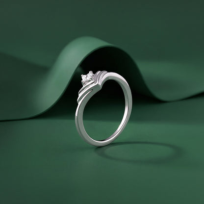 Silver Viva V Ring