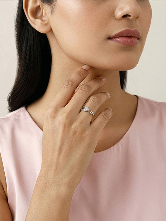 Silver Stylish Love Ring