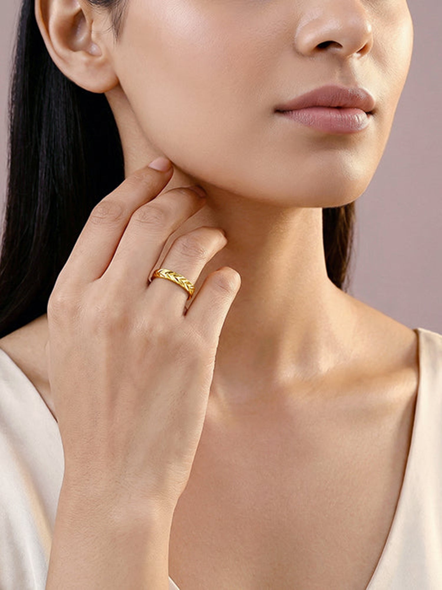 Golden Engraved Wheat Ring (Size 12)