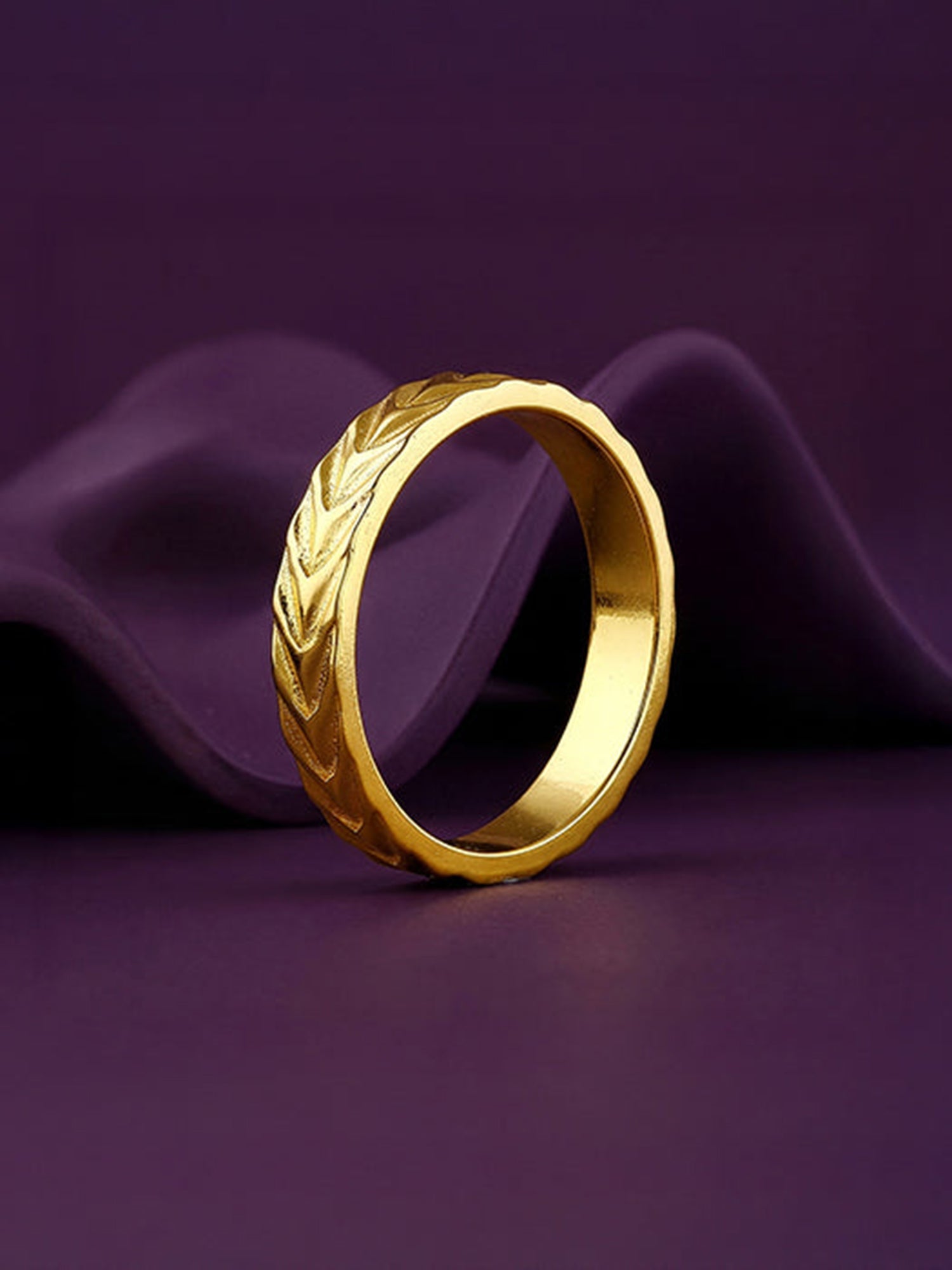 Golden Engraved Wheat Ring (Size 12)