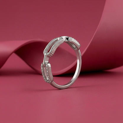 Kriti Sanon Silver Toggle Ring (Size 12)