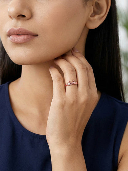 Rose Gold Swan Ring