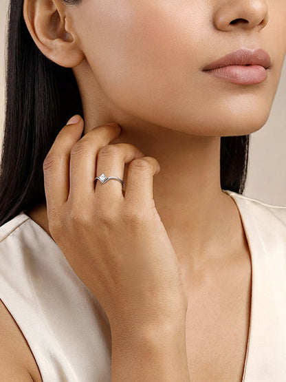 Silver Eterna Prism Ring (Size 12)