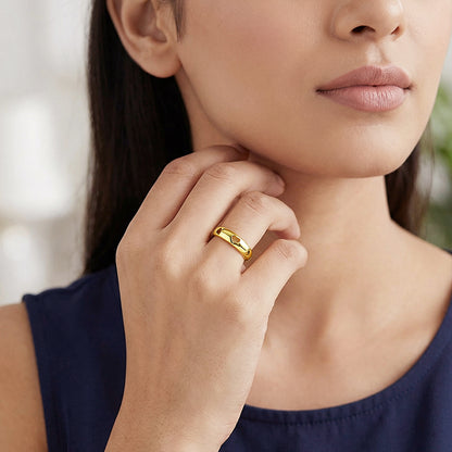 Golden Heart Cutout Band Set Ring