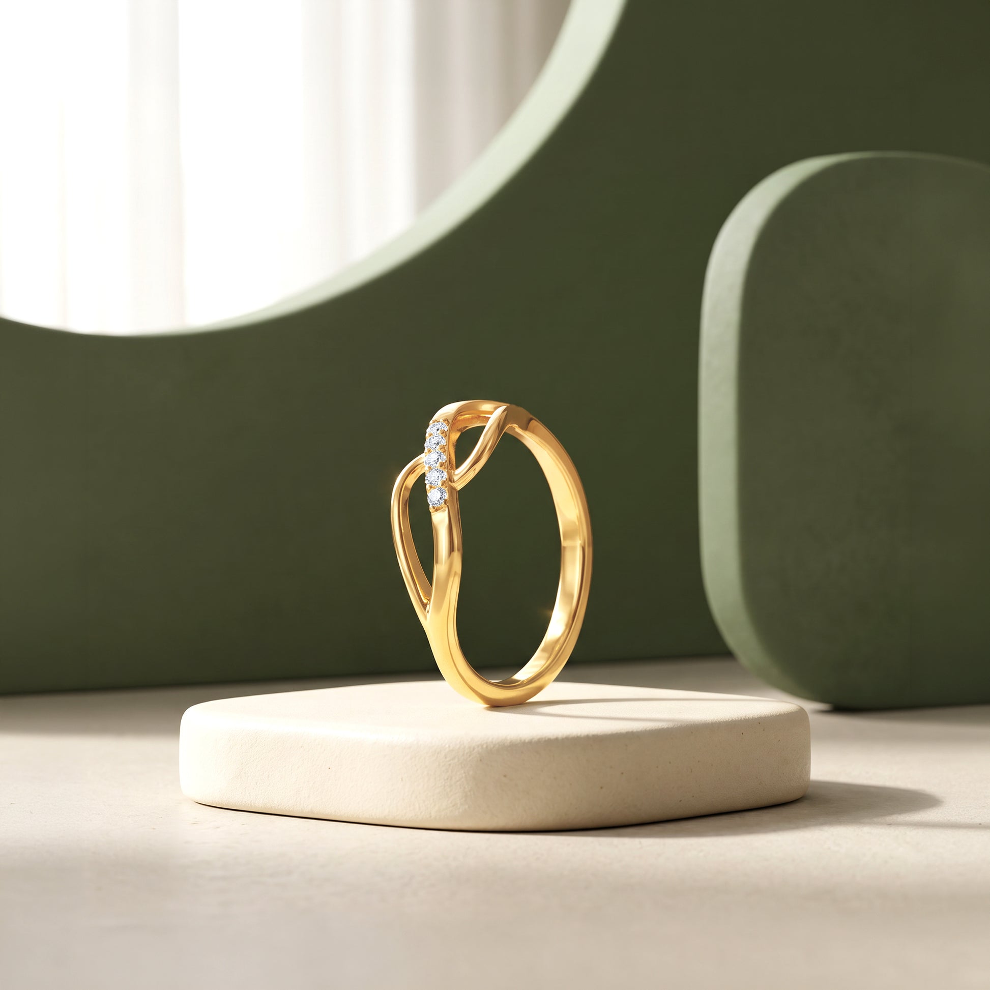 Golden Vesta Crisscross Ring (Size 11)