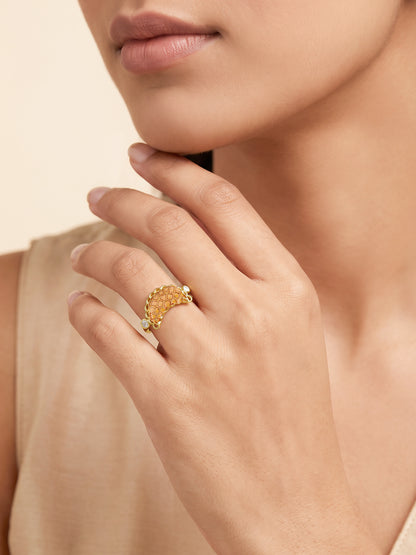 Golden Gujiya Ring (Size 12)