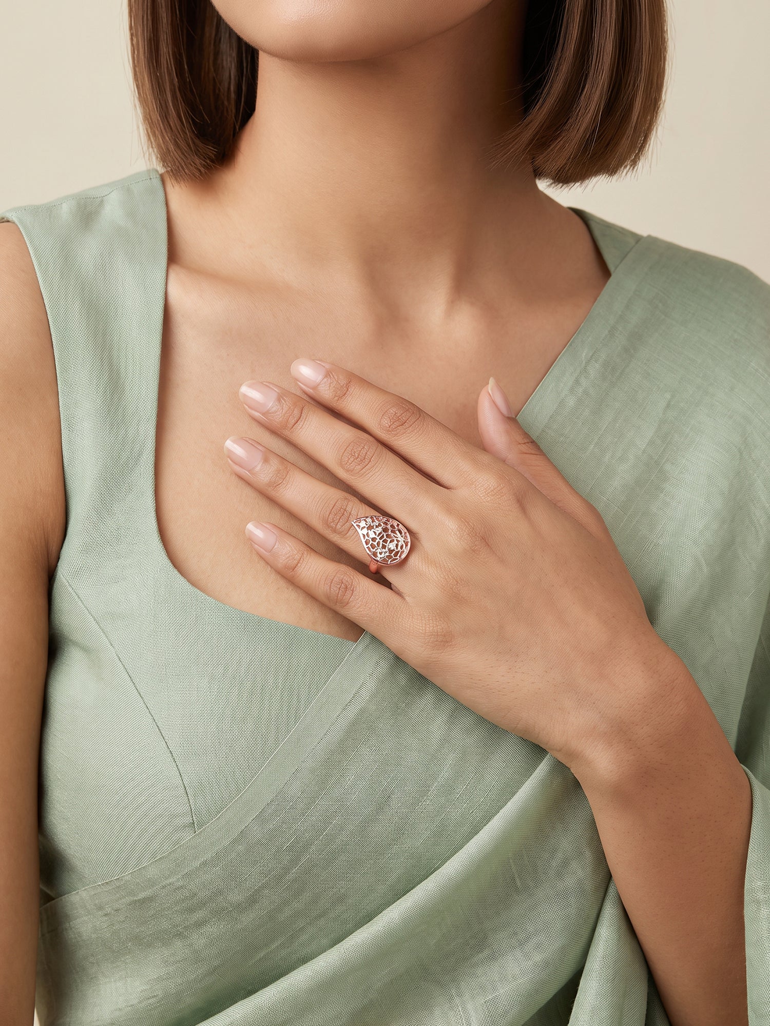 Dual Tone Mosaic Petal Silver Ring (Size 12)