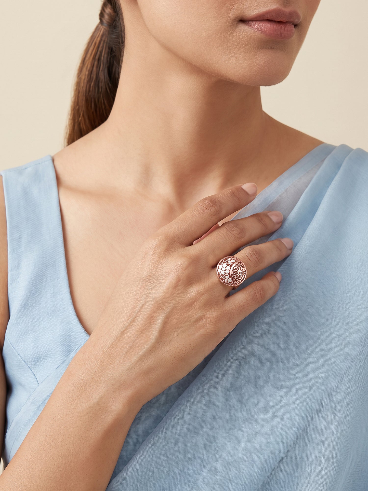Dual Tone Filigree Bloom Silver Ring (Size 13)