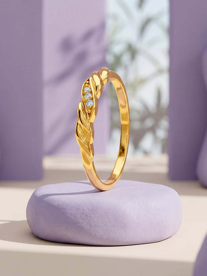 Golden Twistelle Ring (Size 12)
