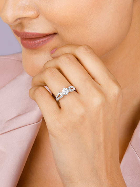 Kriti Sanon Silver Zircon Elegant Loop Ring