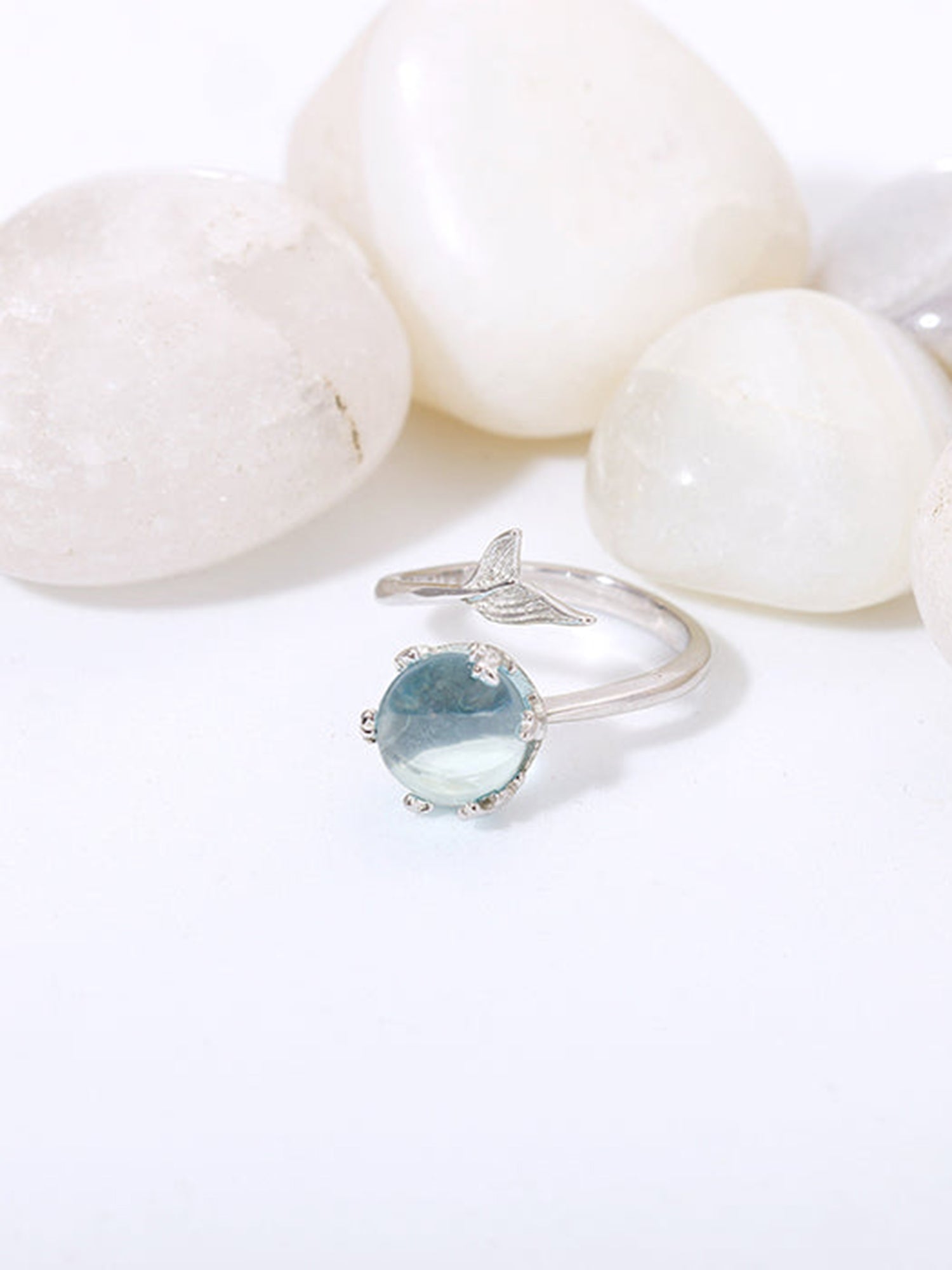 Silver Gleaming Blue Fish Tail Ring