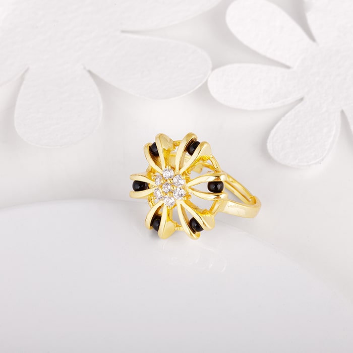 Pin by Zerrin Ismam on Dress | Gold bangles design, Gold rings fashion,  Black beads mangalsutra design