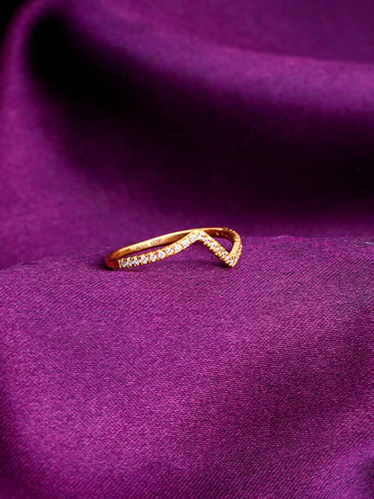 Golden Edgy Waves Ring