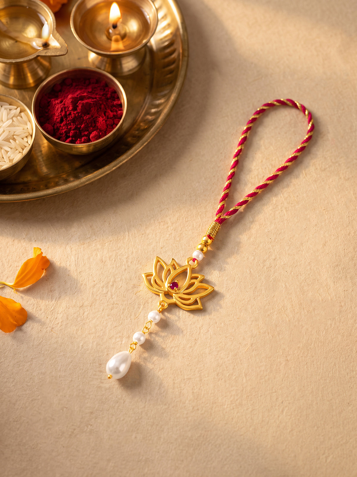 Golden Kamal Vibes Lumba Rakhi