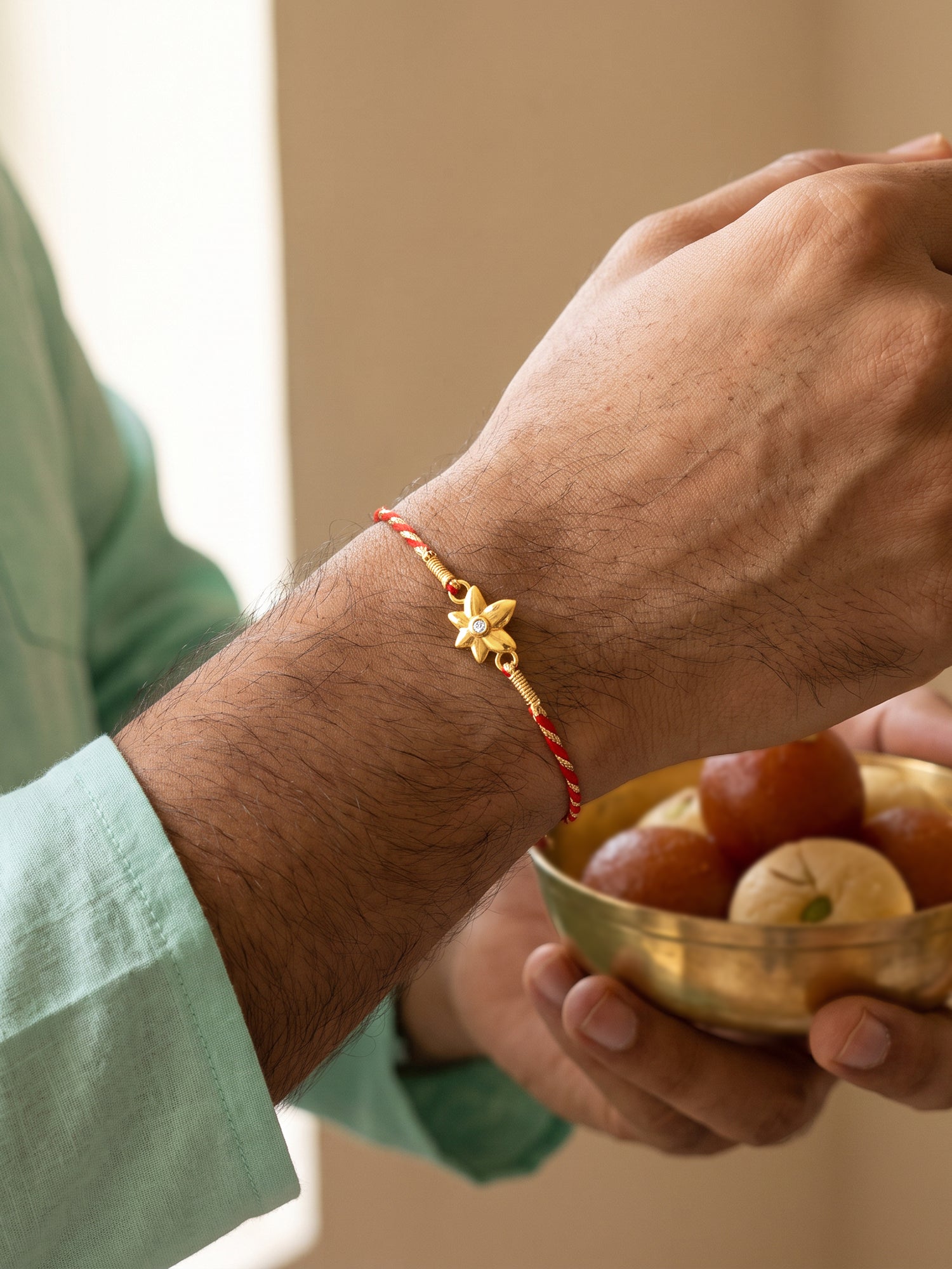 Golden Phool Kamal Rakhi