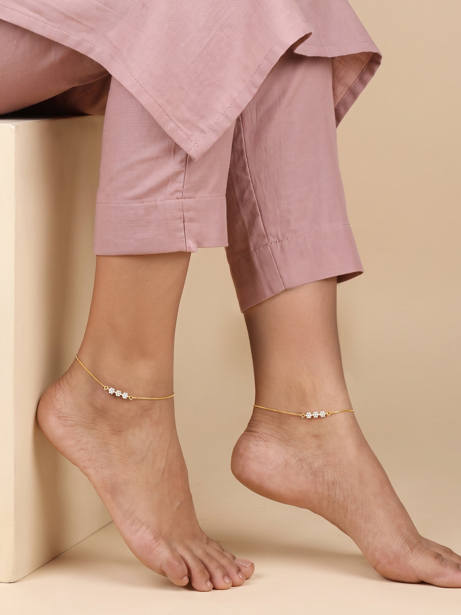 Golden Aria Anklet