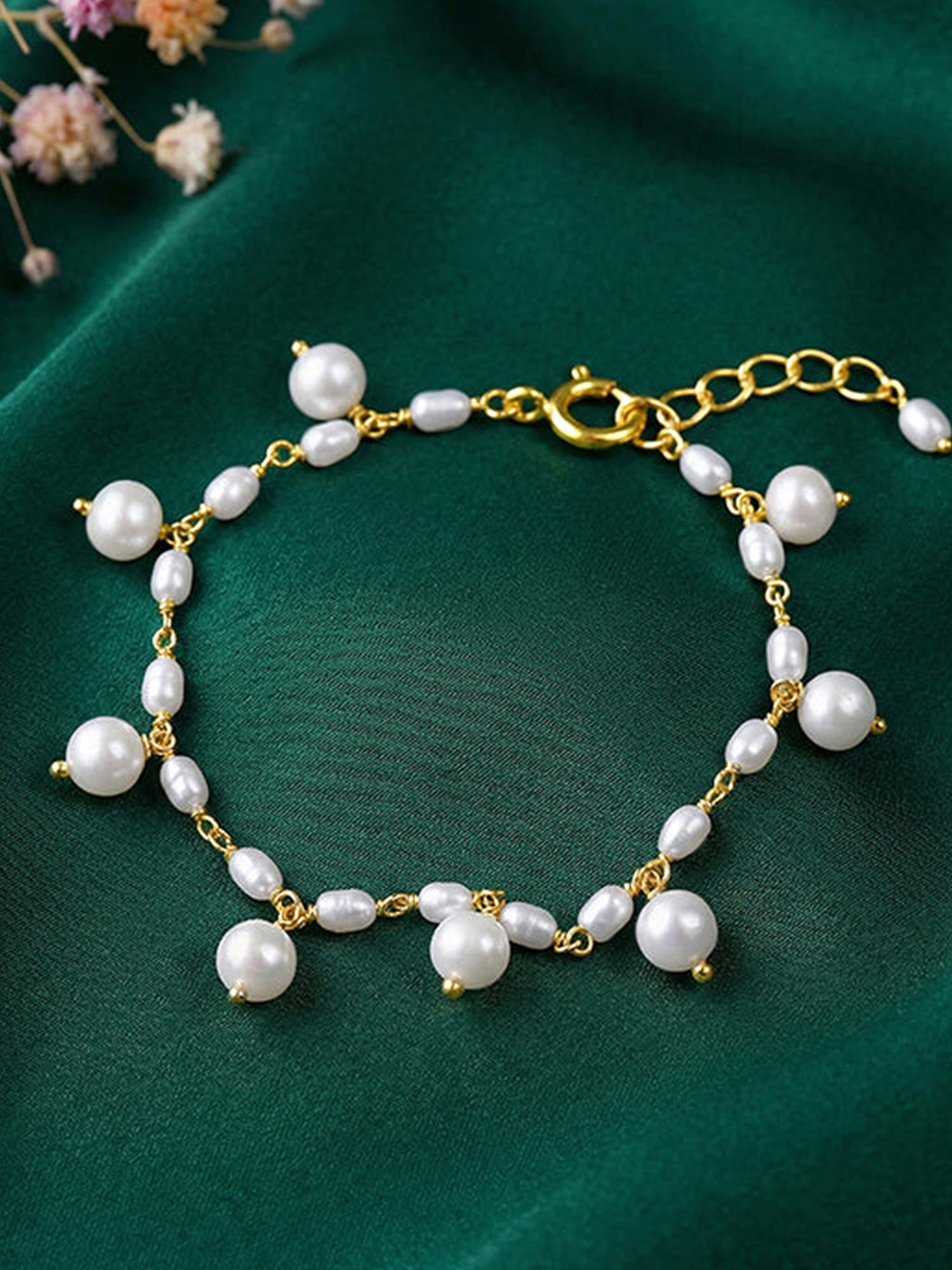 Golden Julianne Pearl Bracelet